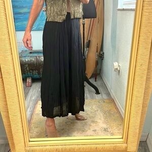 🖤Kaktus,Gauzy Crinkle Skirt, Completely Lined, Excellent Condition, SLIMMING, L